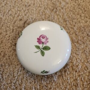 Vtg Augarten Wien Porcelain Trinket Box Wiener Rose Floral Round